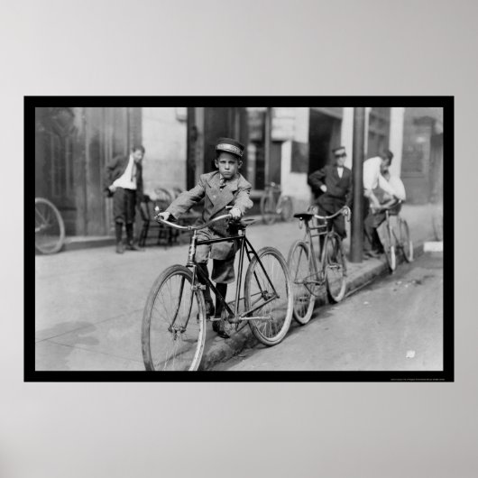 Messenger Boy and Bicycle 1911 Poster (Voorkant)