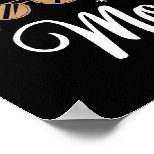 Messy Bun, Boss Vibes & Mocha ☕✨ Poster (Hoek)