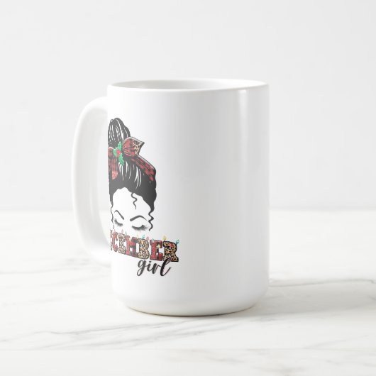 Messy Bun December Meisje Leopard Plaid Typografie Koffiemok (Voorkant links)