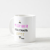 Messy haar yoga broek koffie gepersonaliseerd chic koffiemok (Voorkant links)