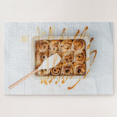 Messy Homemade Cinnamon Rolls Legpuzzel (Horizontaal)