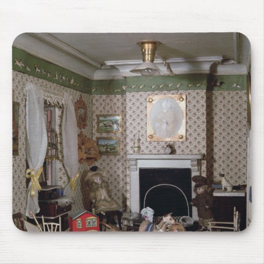 Mestgoed met speelgoed van "Miss Miles" House", 18 Muismat (Voorkant)