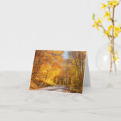 Met aangepaste tekst ingesloten weg met herfst-boo kaart (Gele Bloem)