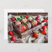 Met chocolade bedekte aardbeien met wit en donker feestdagenkaart (Voorkant / Achterkant)