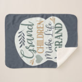 Met de hand bekroonde kleinkinderen maken het leve sherpa deken (Voorkant (horizontaal))