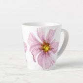 Met de hand geïllustreerde roze bloem latte mok (Rechterhoek)