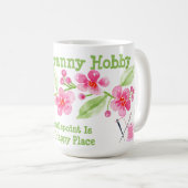 Met de hand geschilderde Kersenbloesem Oma Needlep Koffiemok (Voorkant rechts)