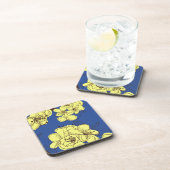 Met de hand getekende gele wilde bloemen op blauw onderzetter (Rechterzijde)