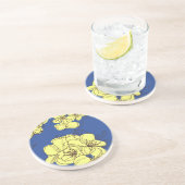 Met de hand getekende gele wilde bloemen op blauw zandsteen onderzetter (Zijkant)