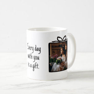 Met de hand getekende strik om cadeauverpakking Zw Koffiemok