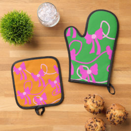 Met de hand getekende strikken Roze Geel Liefhebbe Ovenwant & Pannenlap Set