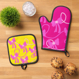 Met de hand getekende strikken Roze Geel Liefhebbe Ovenwant & Pannenlap Set