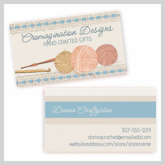 Met de hand getrokken label van de garens met haak visitekaartjes