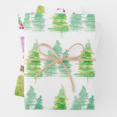 Met de hand met een waterkleurige kerstboom bespre inpakpapier vel (In situ)