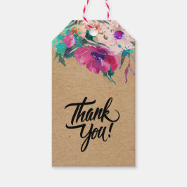 Met de hand werden waterverf roze bloemen gemaakt  cadeaulabel