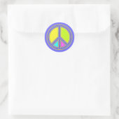 Met de kleuren gevuld PEACE-teken 1 Ronde Sticker (Tas)
