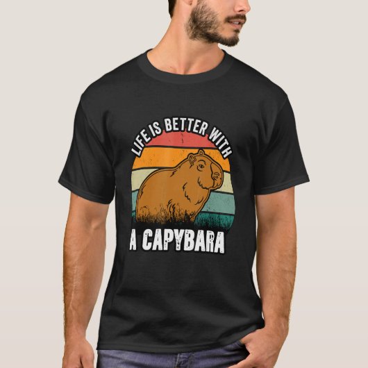 Met een Capybara Capybara T-shirt (Voorkant)
