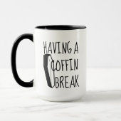 met een Coffin Break Coffee-Mok Mok (Links)