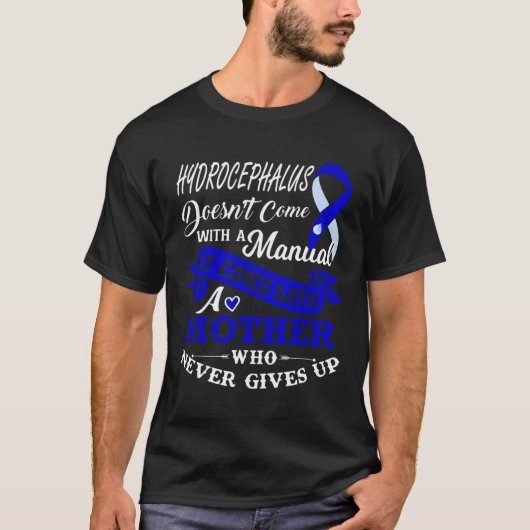 Met een moeder die nooit het lint opgeeft t-shirt (Voorkant)