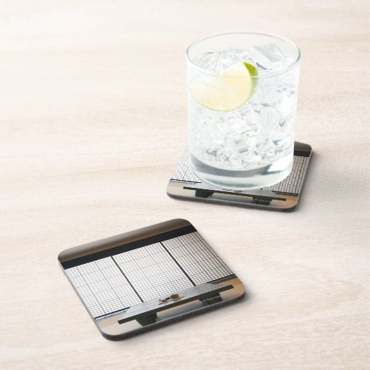 met een tatoeage van hout en een moderne stijl : drankjes onderzetter (Rechterzijde)