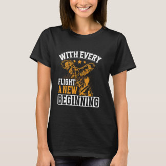 Met elke vlucht een nieuwe start valkerij t-shirt