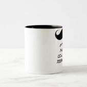 Met geweldige snor komt een geweldige Mok voor ver (Center)