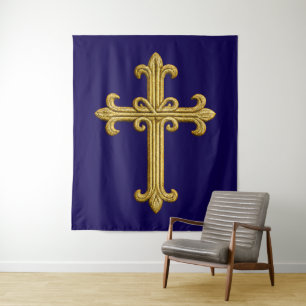 Met goud geborduurd uitziende kruis op elke kleur wandkleed