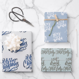 Met handgeschreven kerstcadeautjes grijs blauw gro inpakpapier vel