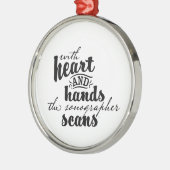 Met hart en handen de Sonographer scans Metalen Ornament (Links)