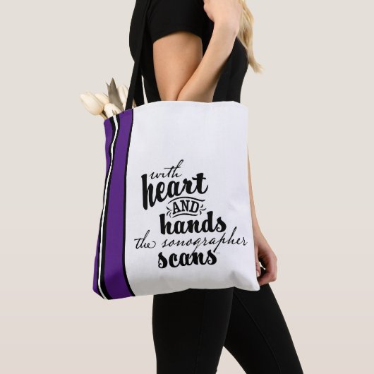 Met hart en handen de Sonographer scans Tote Bag (Dichtbij)