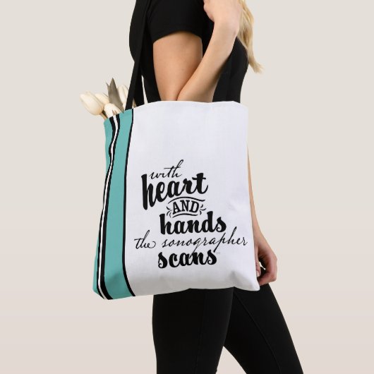 Met hart en handen de Sonographer scans Tote Bag (Dichtbij)