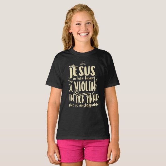 Met Jezus in haar hart een viool in haar hand T-shirt (Voorkant volledig)