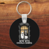 Met Kamala Harris grappige Halloween verkiezing en Sleutelhanger (Voorkant)