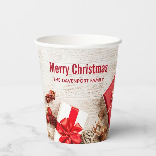 Met kerstmis behandelde items op een Rustige Woode Papieren Bekers (Achterkant)