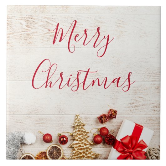 Met kerstmis behandelde items op een Rustige Woode Tegeltje (Voorkant)