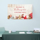 Met kerstmis behandelde items op een Wooden Board  Spandoek (Beurs)