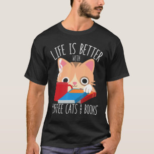 Met koffie katten en boeken Boekenwurm T-shirt