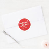 Met liefde zelfgemaakt persoonlijk rood cadeau ronde sticker (Envelop)
