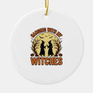 Met mijn heksen hangen Vintage Halloween-ontwerp_1 Keramisch Ornament