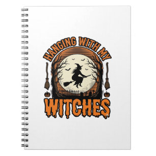 Met mijn heksen hangen Vintage Halloween T-shirt D Notitieboek