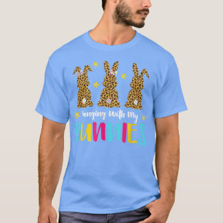 Met m'n Bunnies... die samen met z'n ex-gebeten.. T-shirt