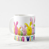 Met m'n pieptentjes die kleurrijke Bunny Rabbits b Koffiemok (Voorkant links)