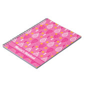 Met naam Roze en wit tennisracketpatroon Notitieboek (Linkerzijde)