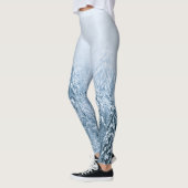 Met sneeuw bedekt bos met beukenspar in mist leggings (Links)