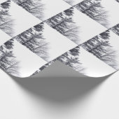 Met sneeuw bedekte bomen: verticaal cadeaupapier (Hoek)