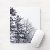 Met sneeuw bedekte bomen: Verticaal Muismat (Met muis)