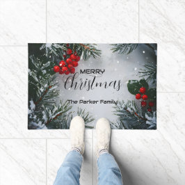 Met sneeuw bedekte dennen, Holly Berries, niet-fot Deurmat