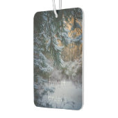 Met sneeuw bedekte grenentakken luchtverfrisser (Links)