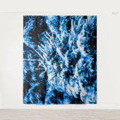 Met sneeuw bedekte kerstboom in het bos wandkleed (Voorkant)