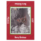 Met sneeuw bedekte kerstboomlichten rood groen. tafelkleed (Voorkant)